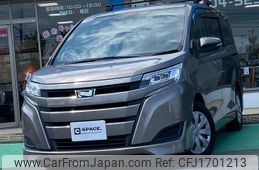 toyota noah 2018 CFJ1701213