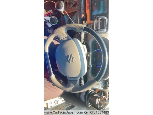 suzuki every 2019 CFJ1584483 image 1