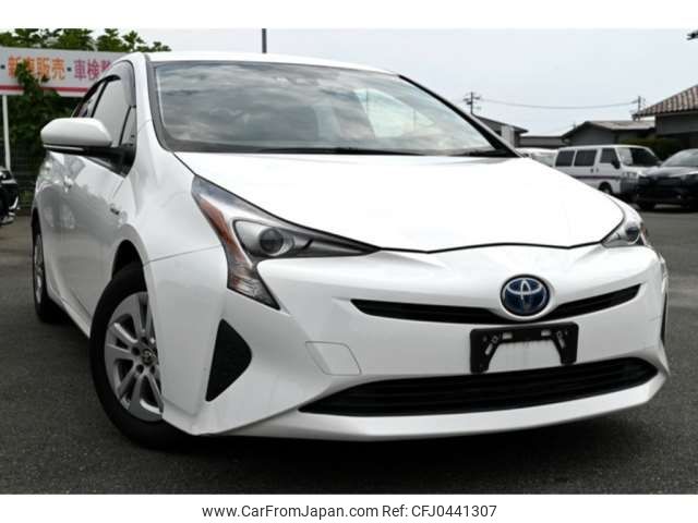 toyota prius 2017 -TOYOTA--Prius DAA-ZVW50--ZVW50-6105366---TOYOTA--Prius DAA-ZVW50--ZVW50-6105366- image 1