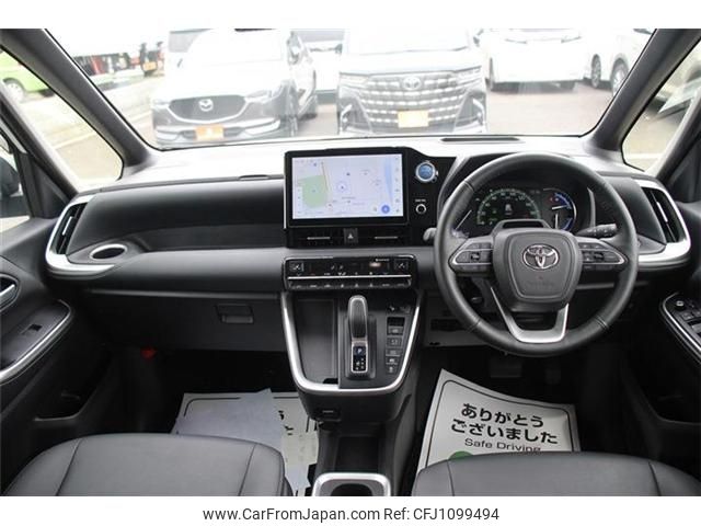 toyota noah 2022 -TOYOTA--Noah 6AA-ZWR90W--ZWR90-0028258---TOYOTA--Noah 6AA-ZWR90W--ZWR90-0028258- image 2
