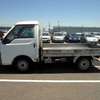 mazda bongo-truck 2004 No.10070 image 8