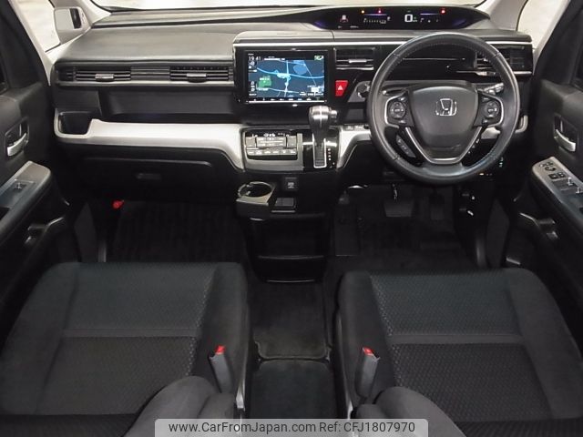 honda stepwagon 2019 CFJ1807970 image 2