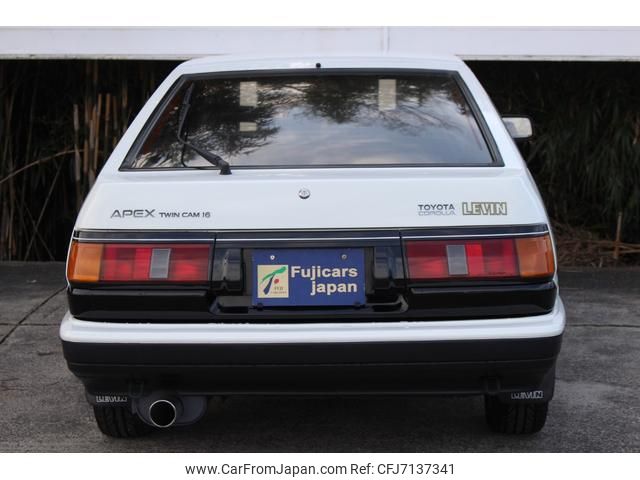 toyota corolla-levin 1987 GOO_JP_700040129030211129003 image 2