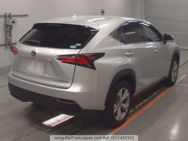 lexus nx 2016 CFJ1499352 image 2
