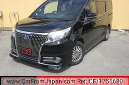 toyota esquire 2015 CFJ1751680