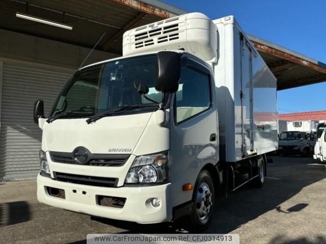 hino dutro 2015 GOO_NET_EXCHANGE_0700928A30241011W001 image 1