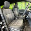 toyota voxy 2018 CFJ1663146 image 10