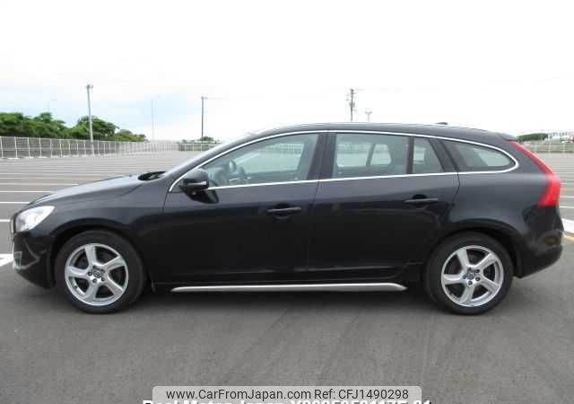 volvo v60 2012 646828-Y2025050117F-21 image 2