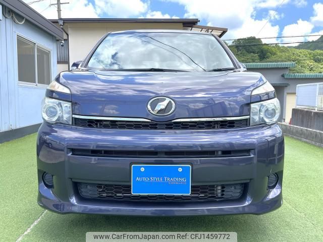 toyota voxy 2010 quick_quick_ZRR70G_ZRR70-0368745 image 2