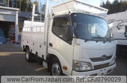 hino dutro 2013 GOO_NET_EXCHANGE_0504163A30250224W001