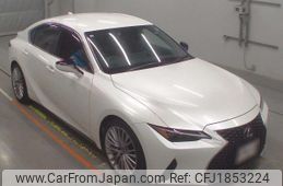 lexus is 2023 CFJ1853224