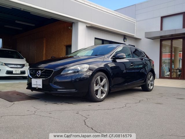 volvo v40 2013 -VOLVO--Volvo V40 DBA-MB4164T--YV1MV485BE2097487---VOLVO--Volvo V40 DBA-MB4164T--YV1MV485BE2097487- image 1