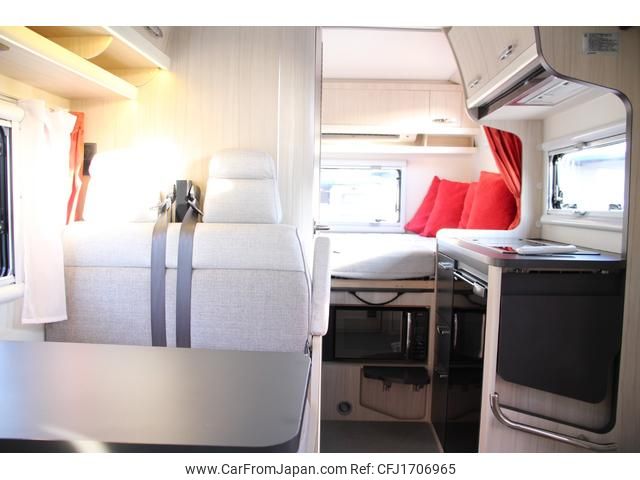 toyota camroad 2023 CFJ1706965 image 2