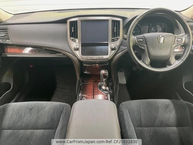 toyota crown-hybrid 2017 CFJ1832830 image 2