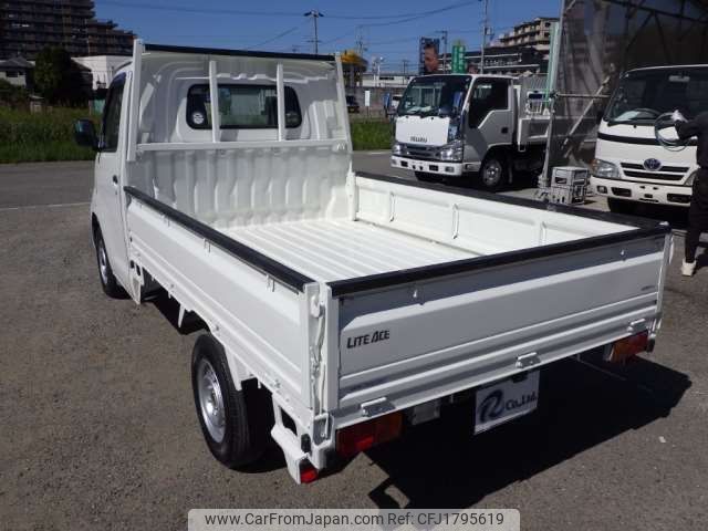 toyota liteace-truck 2012 CFJ1795619 image 2