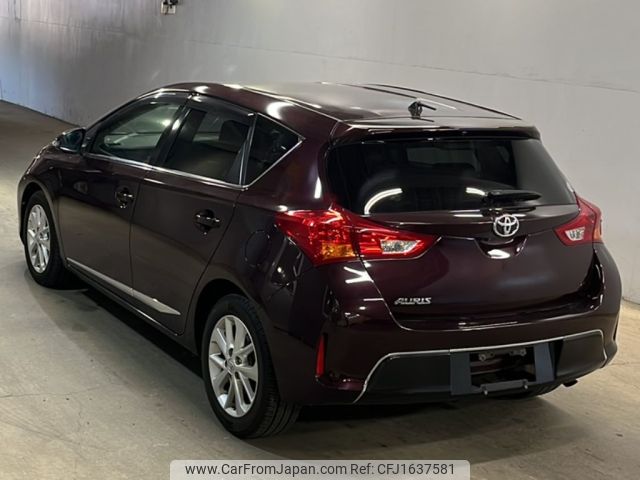 toyota auris 2014 CFJ1637581 image 2