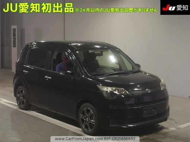 toyota spade 2012 CFJ1656652 image 1