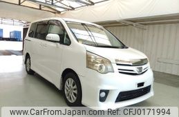 toyota noah 2010 ENHANCEAUTO_1_ea287483