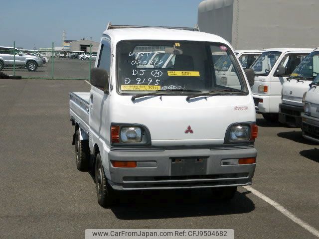 mitsubishi minicab-truck 1994 No.15325 image 1