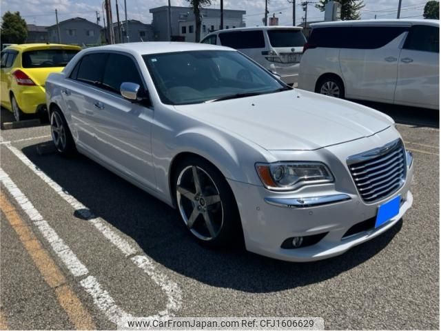 chrysler 300 2015 CFJ1606629 image 1