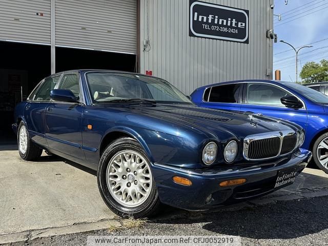 jaguar xj-series 2000 quick_quick_GF-J13KB_SAJ-KC13L91KF25306 image 1