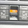 toyota voxy 2016 quick_quick_ZRR80W_ZRR80-0244672 image 7