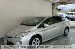 toyota prius 2013 -TOYOTA 【大阪 355ﾘ73】--Prius ZVW30--5606203---TOYOTA 【大阪 355ﾘ73】--Prius ZVW30--5606203-