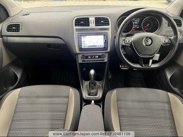 volkswagen cross-polo 2017 -VOLKSWAGEN--VW Cross Polo DBA-6RCJZW--WVWZZZ6RZGU087079---VOLKSWAGEN--VW Cross Polo DBA-6RCJZW--WVWZZZ6RZGU087079- image 2