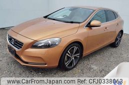 volvo v40 2013 -VOLVO--Volvo V40 DBA-MB4164T--YV1MV485BE2094644---VOLVO--Volvo V40 DBA-MB4164T--YV1MV485BE2094644-