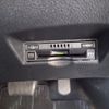toyota prius 2018 CFJ1514619 image 17