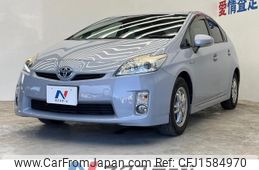 toyota prius 2011 CFJ1584970