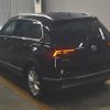 volkswagen tiguan 2019 -VOLKSWAGEN--VW Tiguan WVGZZZ5NZKW340949---VOLKSWAGEN--VW Tiguan WVGZZZ5NZKW340949- image 6