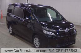 toyota voxy 2018 CFJ1478543