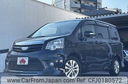 toyota noah 2013 -TOYOTA--Noah DBA-ZRR70W--ZRR70-0573959---TOYOTA--Noah DBA-ZRR70W--ZRR70-0573959-