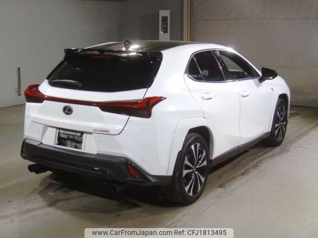lexus ux 2023 CFJ1813495 image 2