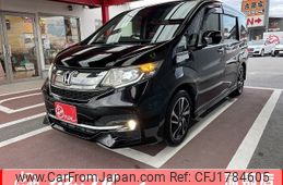 honda stepwagon 2017 CFJ1784605