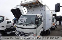 toyota-dyna-truck-2010-28862-car_8be1a417-81a8-46c3-ade7-267849135223