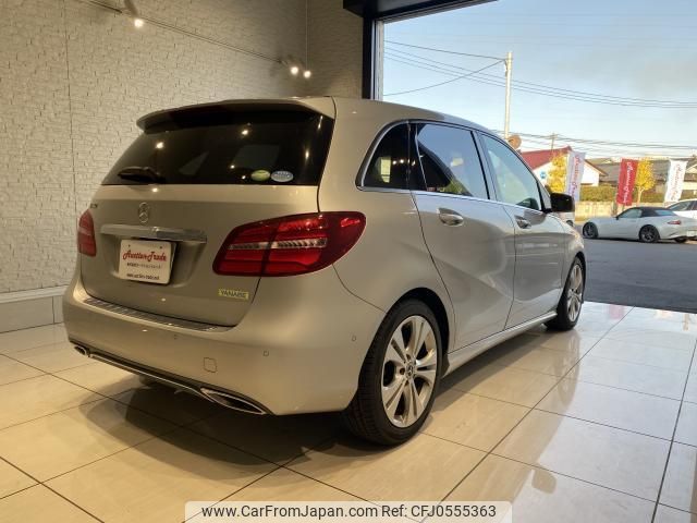 mercedes-benz b-class 2018 quick_quick_246242_WDD2462422J464800 image 2