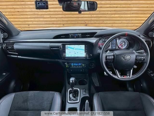 toyota hilux 2023 CFJ1821558 image 2