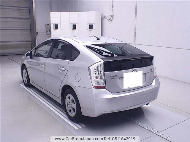 toyota prius 2011 CFJ1642919 image 2