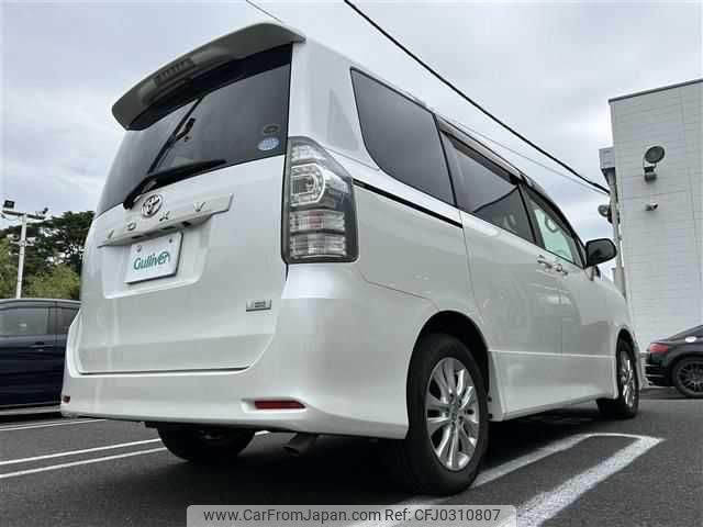 toyota voxy 2010 TE3631 image 2