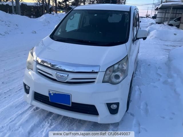 toyota noah 2012 -TOYOTA--Noah DBA-ZRR75W--ZRR75-0087804---TOYOTA--Noah DBA-ZRR75W--ZRR75-0087804- image 2