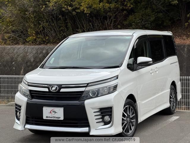 toyota voxy 2014 quick_quick_DBA-ZRR80W_ZRR80-0064833 image 1