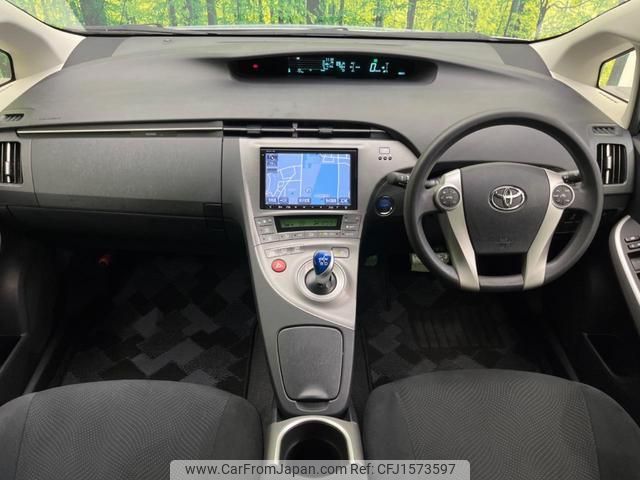 toyota prius 2013 CFJ1573597 image 2
