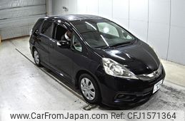 honda fit-shuttle 2014 CFJ1571364