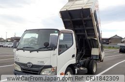 hino dutro 2012 CFJ1842309