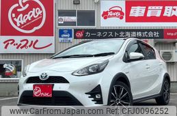 toyota aqua 2019 -TOYOTA 【名変中 】--AQUA NHP10H--6827135---TOYOTA 【名変中 】--AQUA NHP10H--6827135-