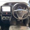 toyota voxy 2018 quick_quick_DAA-ZWR80W_0321997 image 3
