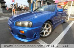 nissan skyline 2000 CFJ7307410