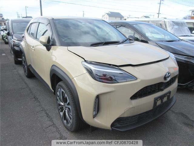 toyota yaris-cross 2023 CFJ0870428 image 1